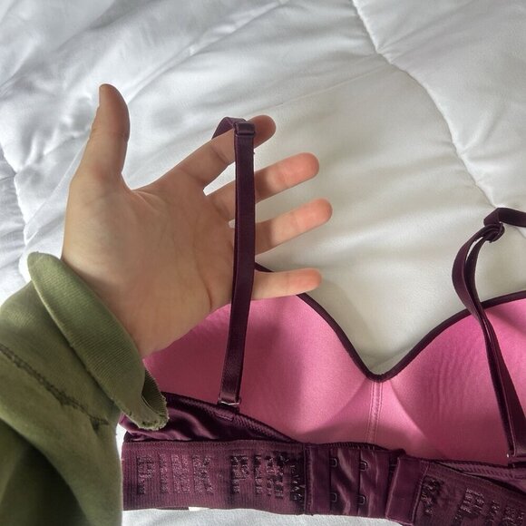 PINK Victoria's Secret Women's Burgundy Bra - Picture 4 of 7